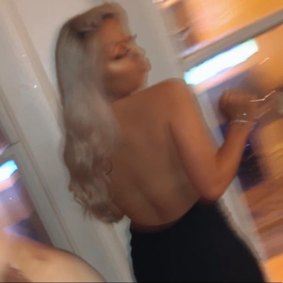 White fox low back black gown - Picture 2 of 3